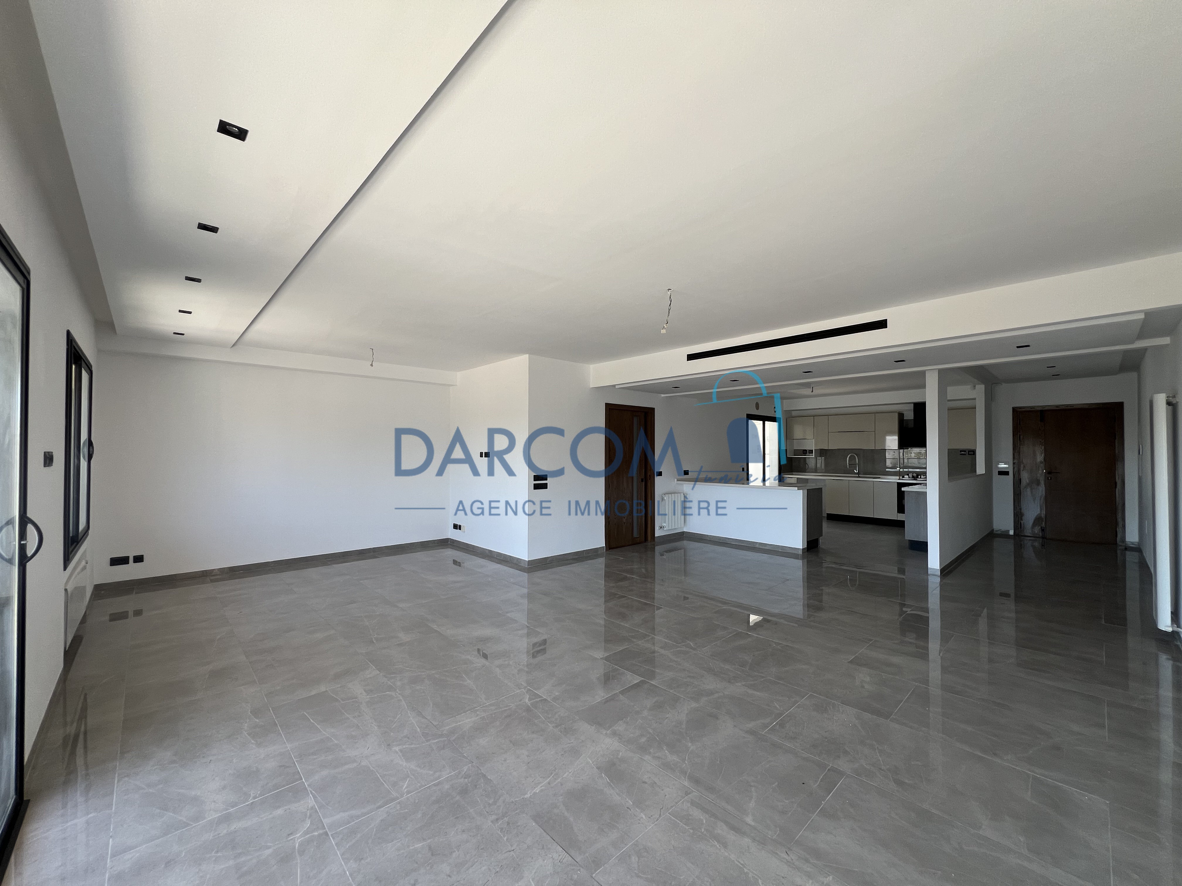s+3 neuf de 185 m² aux Jardins de Carthage