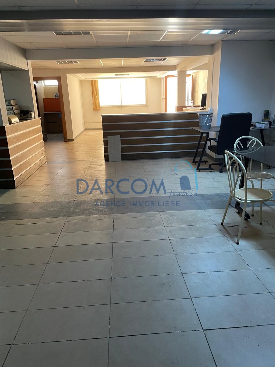 à vendre bureau aux jardins l'Aouina