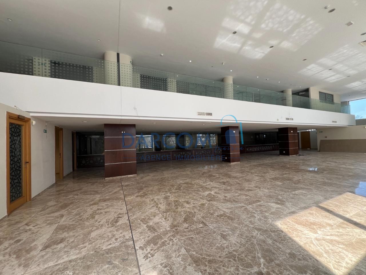 espace bureautique de 1331 m² au Lac 2